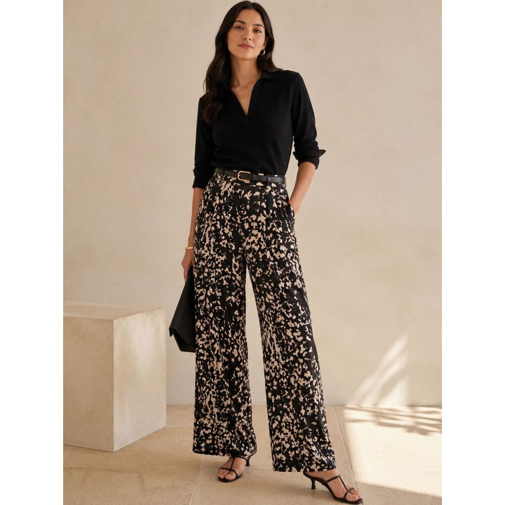 Banana Republic Pleated Wide Leg Black Pants Abstract Animal Print Pockets Sz 0